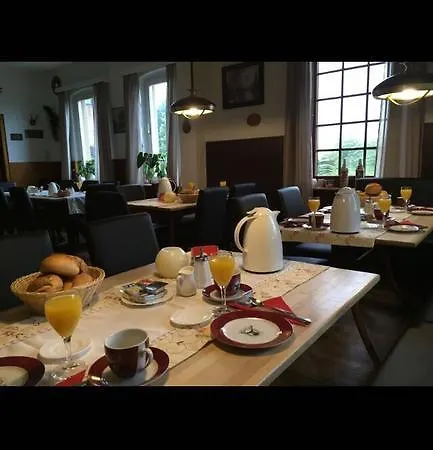 Hotel Zum Gruenen Jaeger 2*